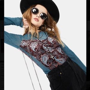 Paisley Mesh Blocked Top 🗡